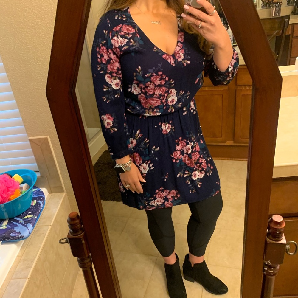 H&M size medium navy floral dress